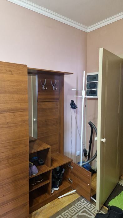 Шкафчик для прихожей и не только