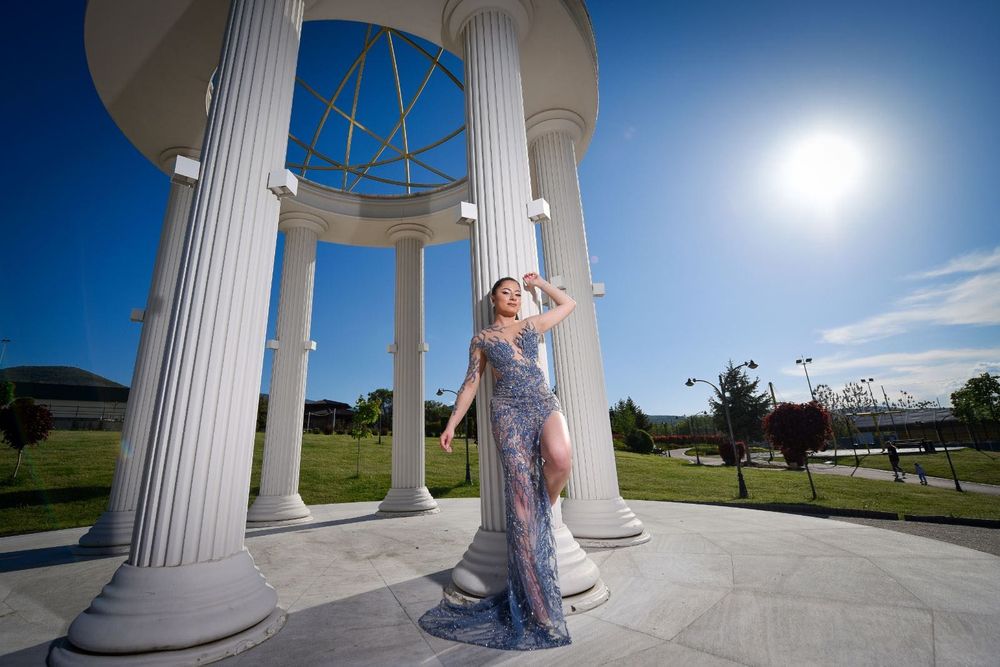 Продавам бална рокля