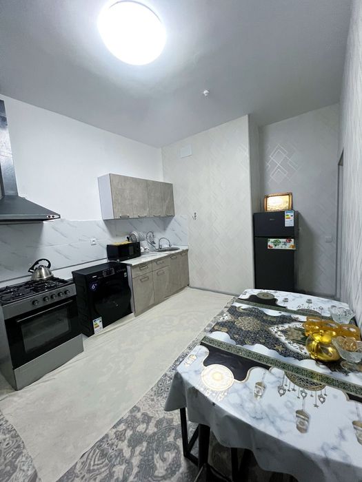 Chilonzor tumani Novza metroga yaqin yevroremont kvartira oilaga