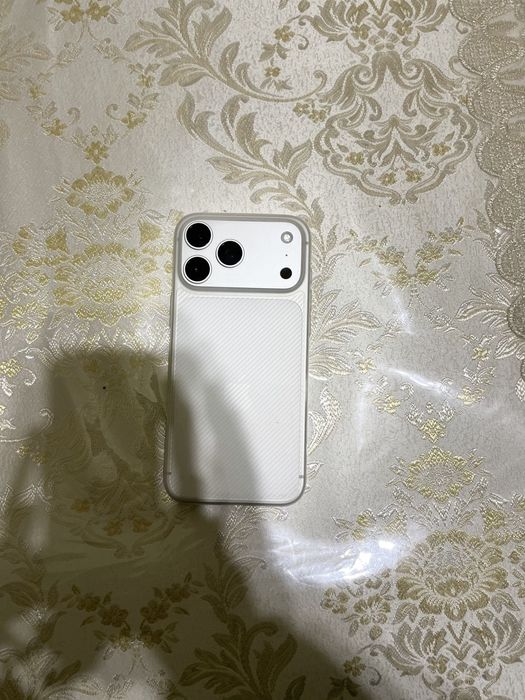 Iphone 17 pro max yomkost 100