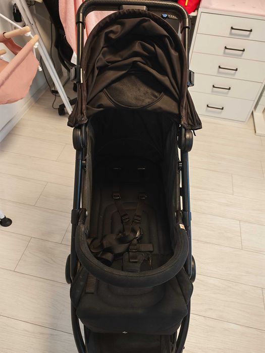 Бебешка количка Ergobaby Metro+ – Ултракомпактна, Ергономична и Стилна