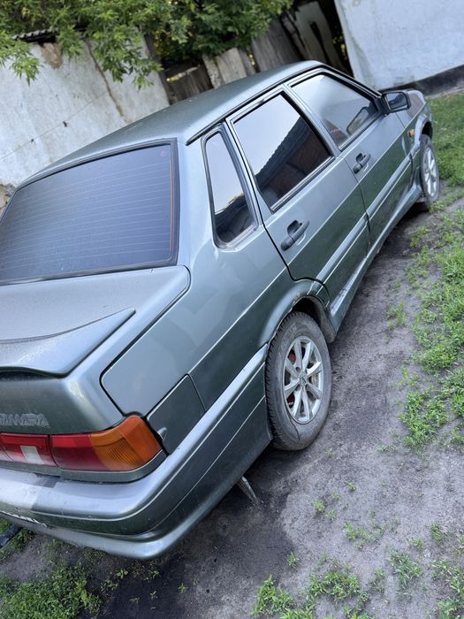 Продам машину ваз 2115
