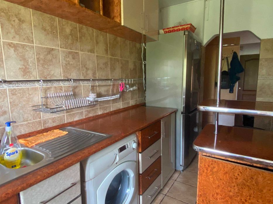Persoana fizica inchiriez apartament Pacurari