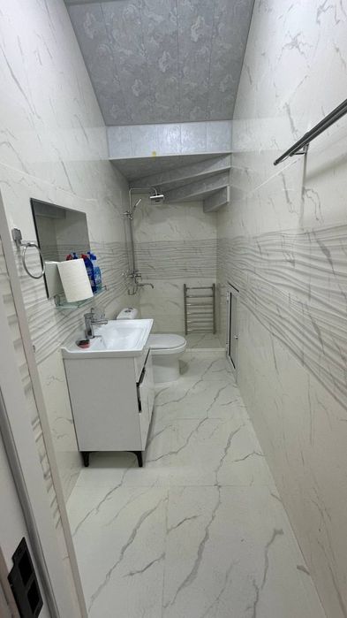 2 etajli Uchastka sotiladi 1,5 sotix