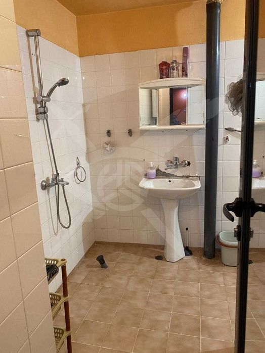 Тристаен апартамент в района на Автогарата- 99714