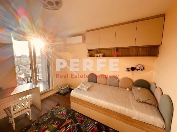 Дава се под наем Тристаен апартамент в Бургас, Изгрев - 98 кв.м за 1050 € - Снимка #4