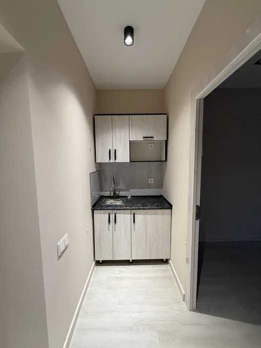 Продаётся коммерческое помещение на 1-й линии в Чиланзаре