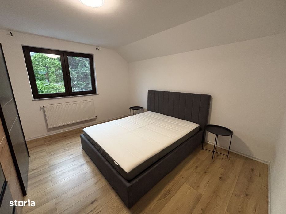Apartament 3 Camere Spațios, Mobilat,  Curte și Balcon [ Zona Centrala
