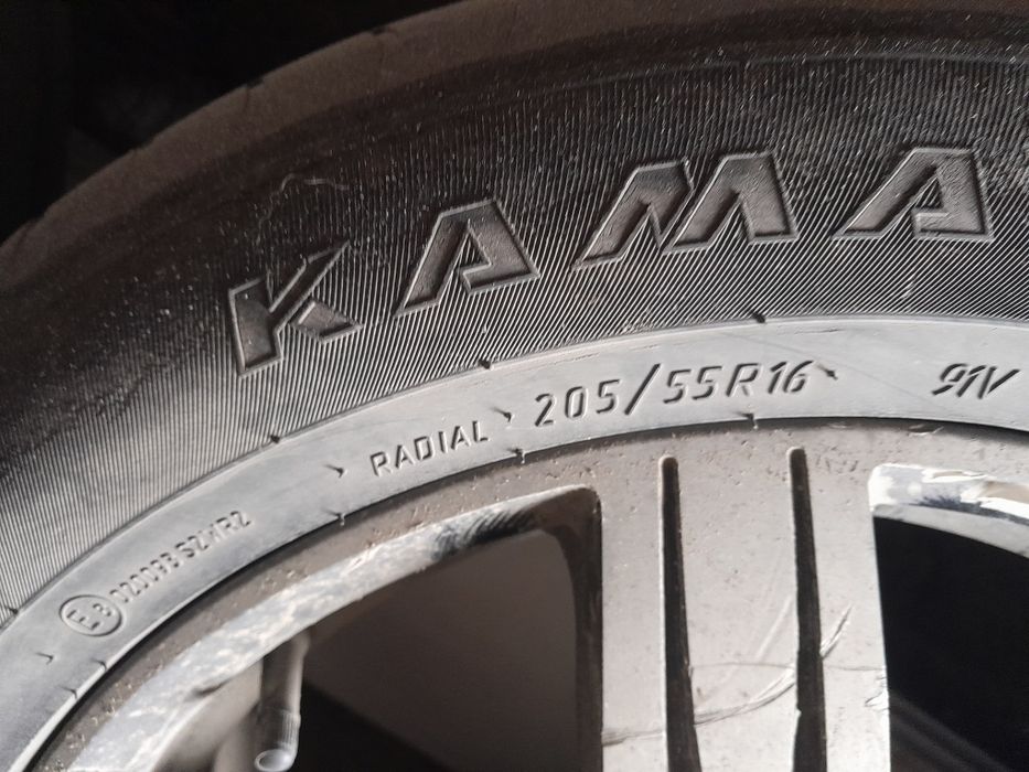 Продам летний комплект  резину