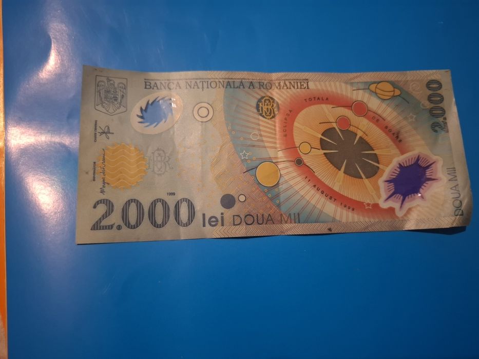 Vând bacnote de 2000 de lei cu eclipsa