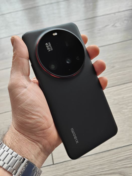 Xiaomi 15 Ultra Black