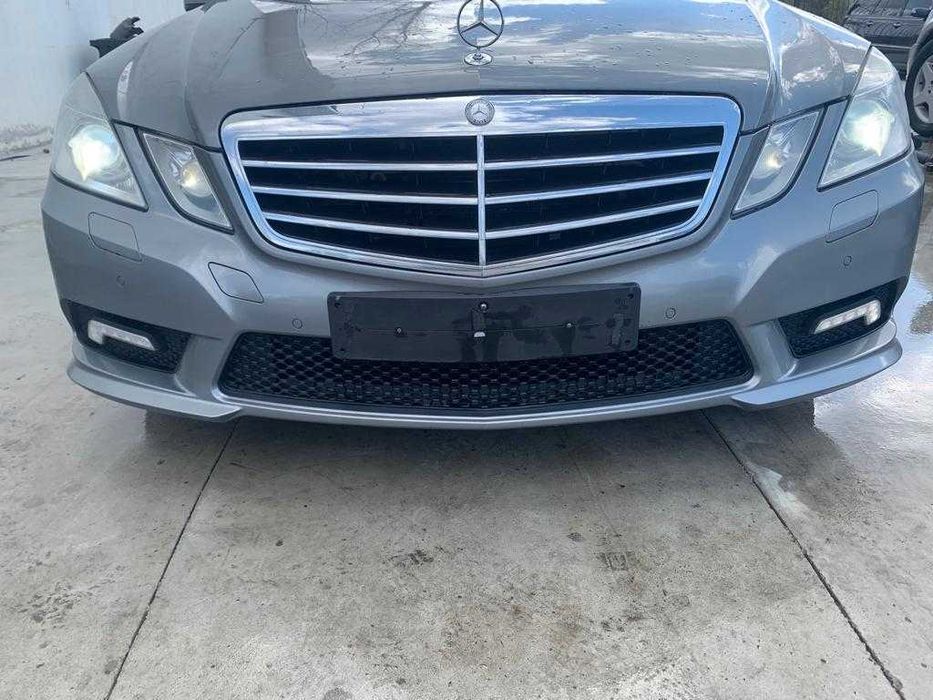 Dezmembrez mercedes e class w212 AMG/e350 AMG w212/bixenon adaptiv