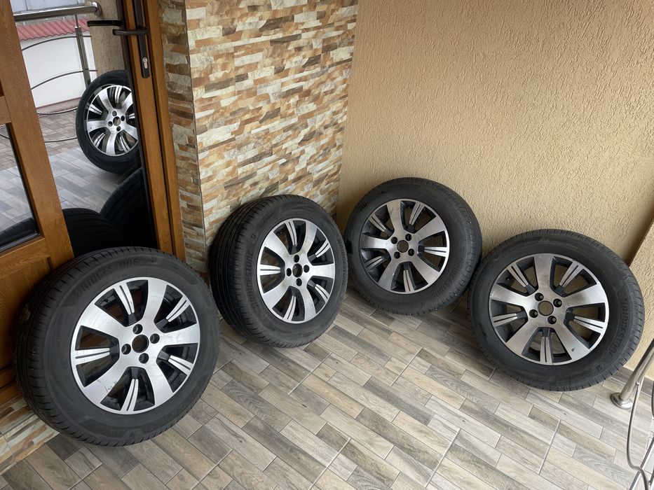 Vand jante aliaj Renault Captur  și anvelope BRIDGESTONE pentru vară