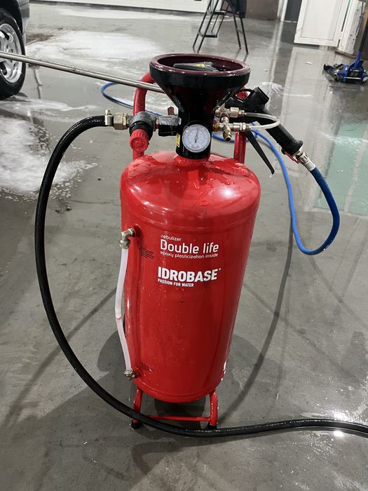 Пеногенератор на мойку