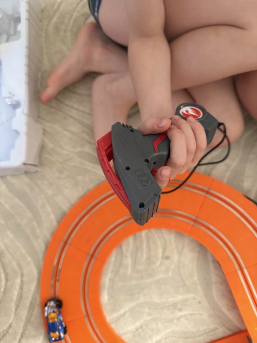 Скоростной трек Hotwheels