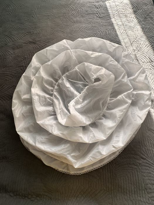 Платье нарядное продам