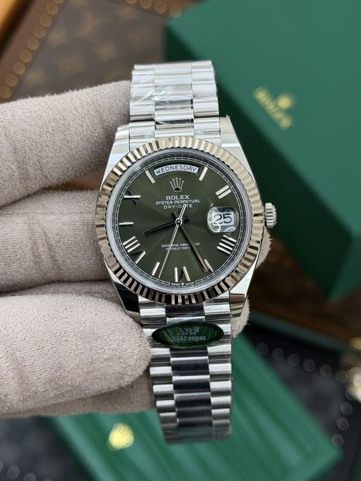 Rolex Day-Date Olive White Gold 40mm
