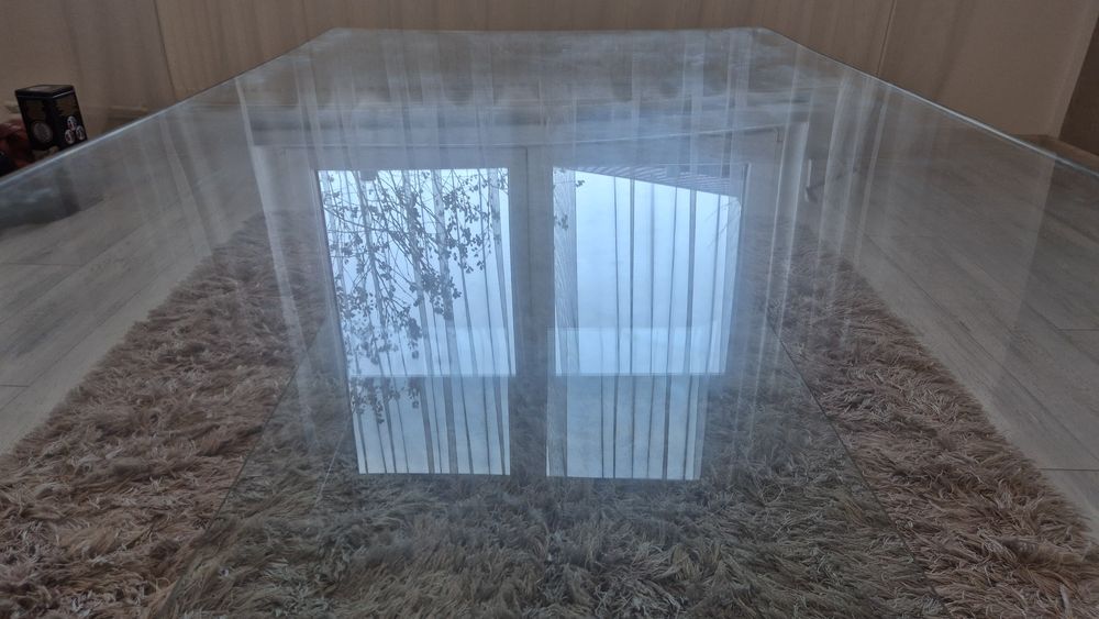 Masa din sticla cu etajera la nivel inferior 140x70x45