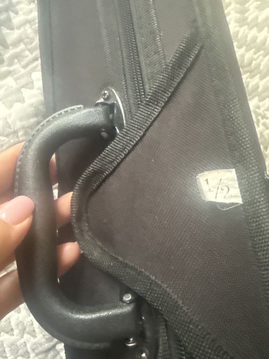 Продам Скрипку 1/2