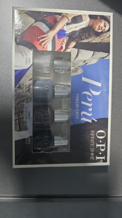 OPI Infinite Shine MINI și Set Mini OPI LOVE