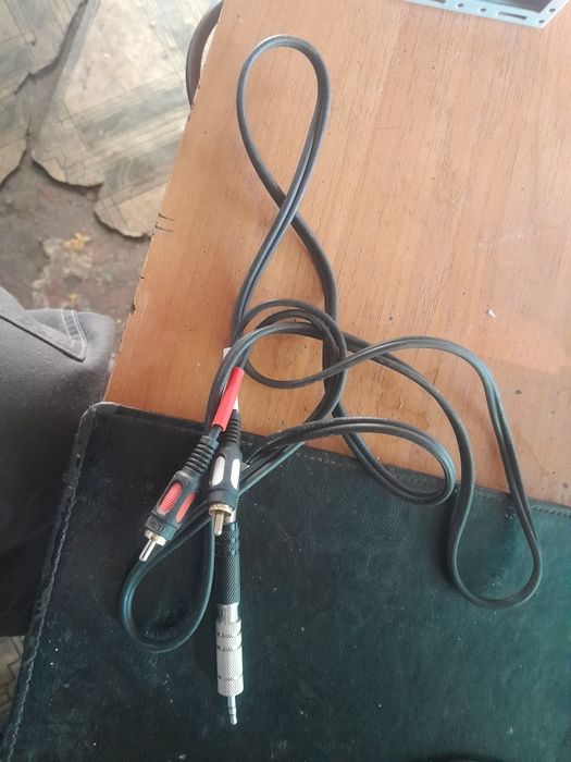 Продам шнуры для колонок