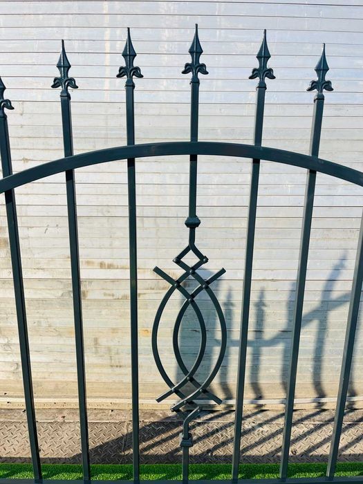 Бургас - Декоративно пано "Ковано Желязо"