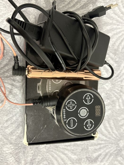 Aparat Micropigmentare