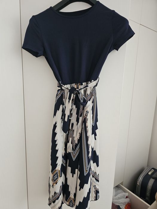 Нови рокли Mango, Stradivarius  Monsoon размер S/UK8