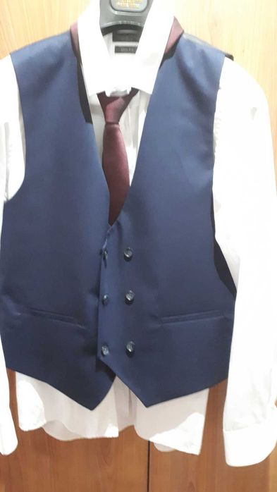 Костюм размер 50 тъмно син