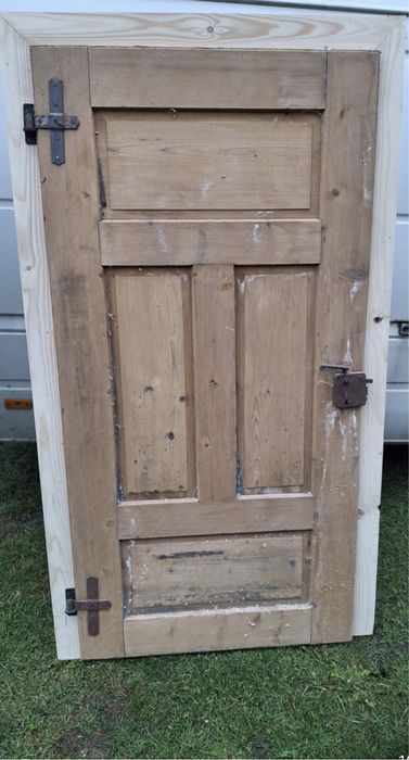 Uși rustice vechi