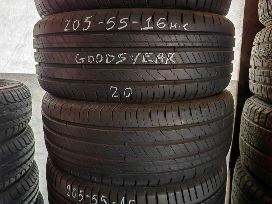 Всякакви размери и цолажи бусови и джипови гуми