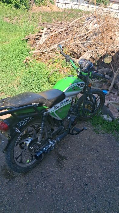 Продам мотоцикл 125 кубов альфа
