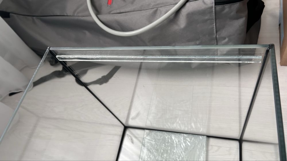 ЧИСТО НОВ 112 литра 80/35/40 аквариум AquaEl