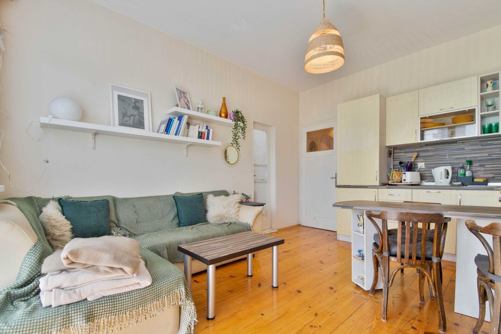 Продава се Многостаен апартамент в София, Център - 109 кв.м за 2377 €/кв.м - Снимка #1