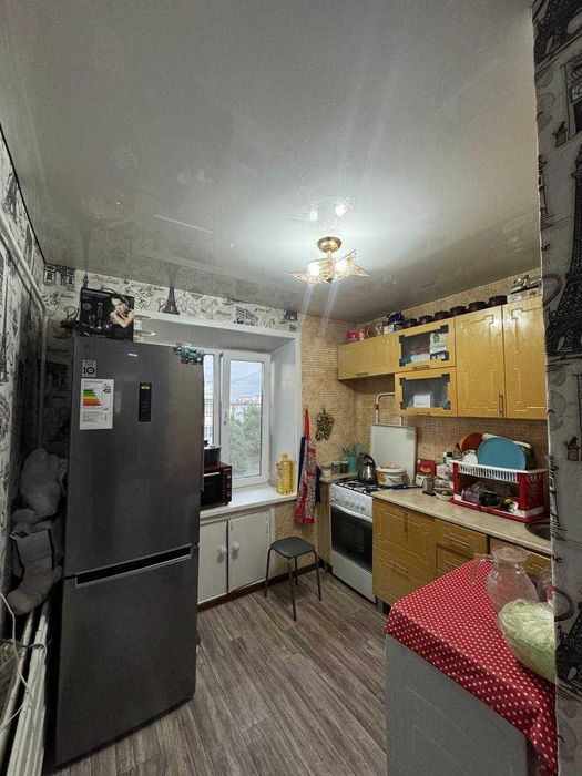 Продам 2 комнатную квартиру