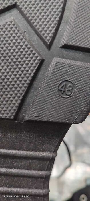 Мъжки обувки голям размер