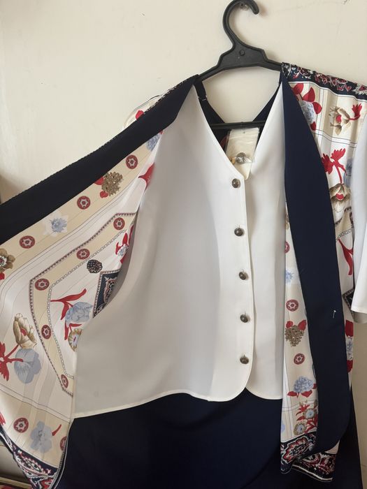 Женский костюм