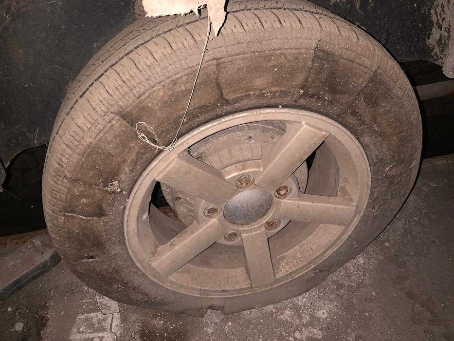 Продам Ниву 2012 года