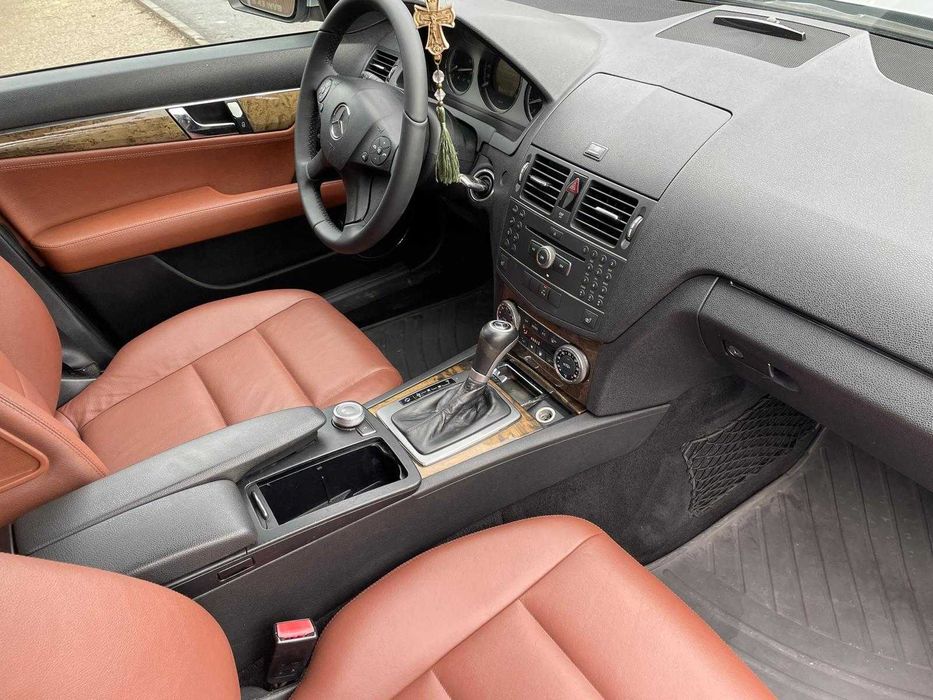 Mercedes C-Class W204 2007 Avantgarde