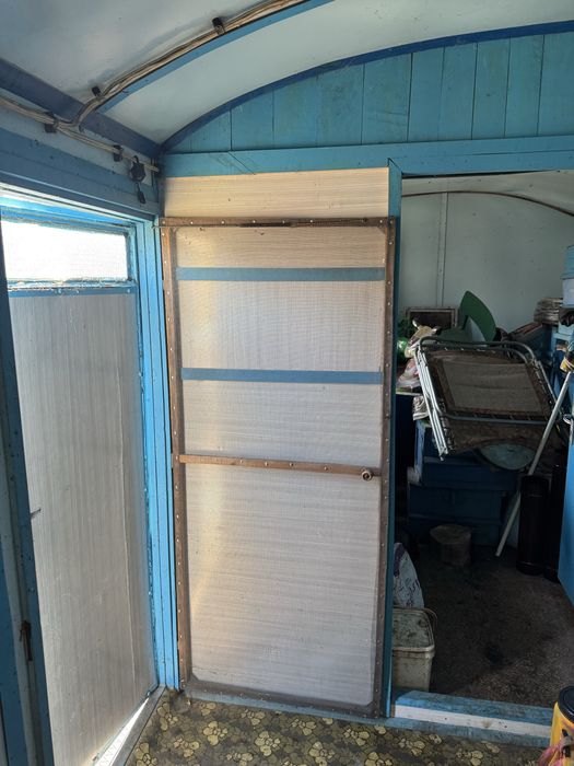 Фургон за пчелари