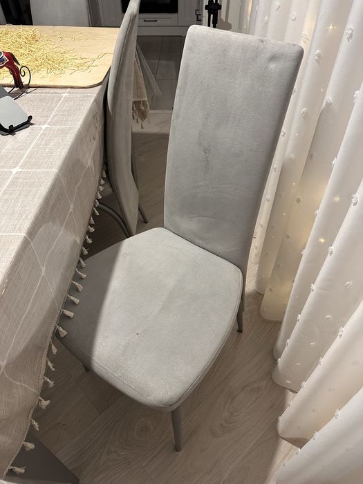 Стол со стульями