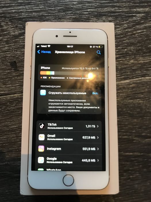iPhone 8 Plus продам