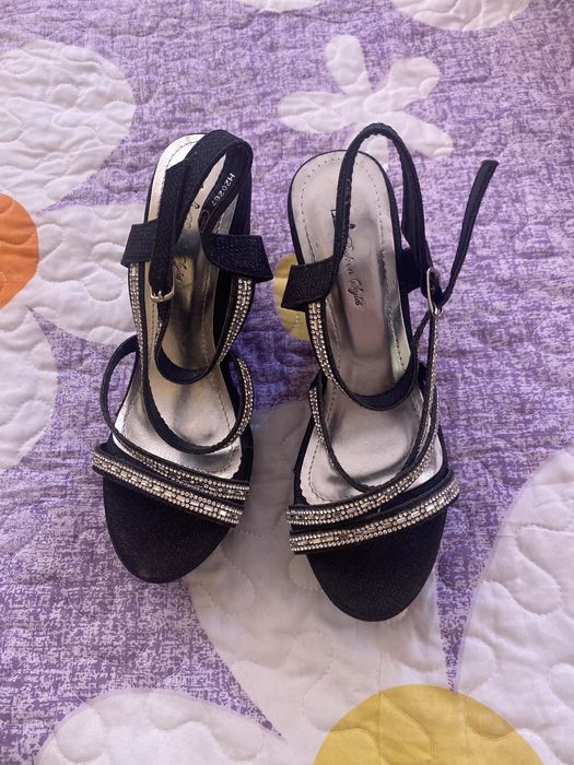 Sandale de dama elegante numărul 37