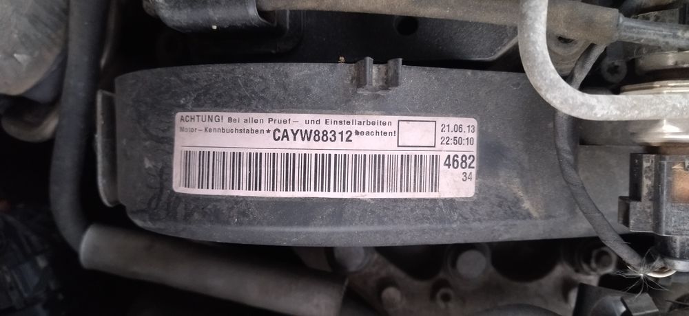 Dezmembrez skoda rapid 1,6 tdi cod CAYW