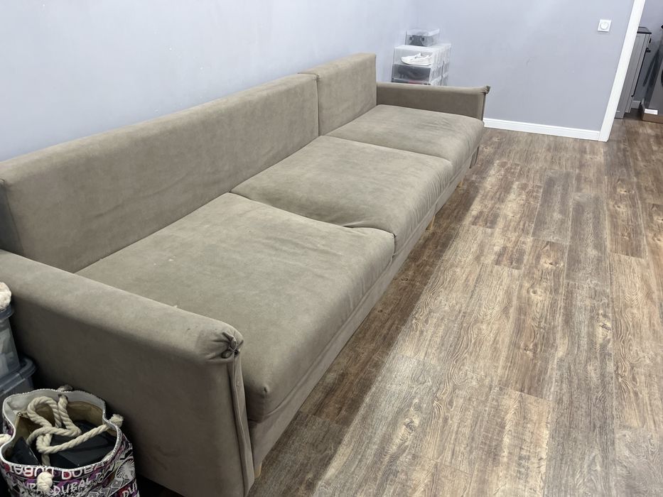 Диван в хорошем состояние