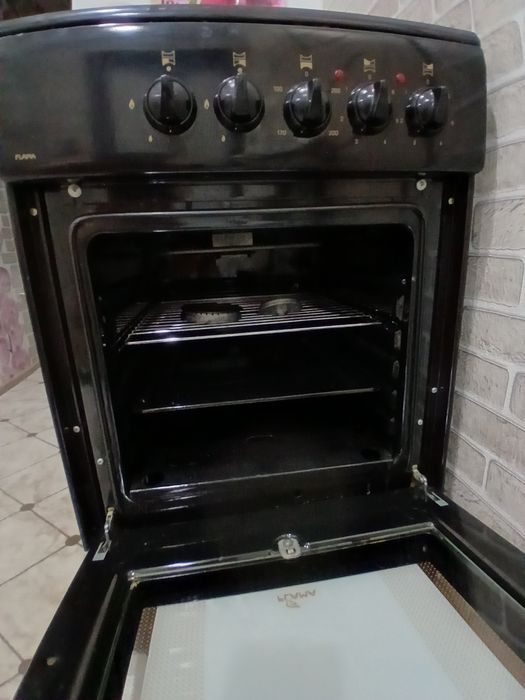 Газ плита ,электропитания