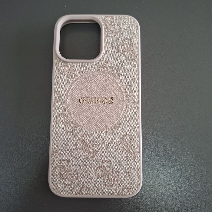 Iphone 16 Pro Max кейс Guess кожен гръб с вграден MagSafe зареждане