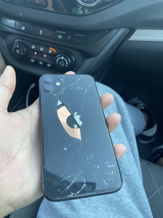 iphone 11. ГБ128. %100
