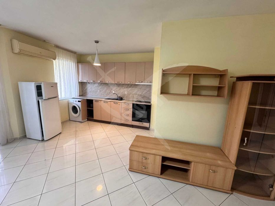 Тристаен апартамент под наем в Кършияка 11102891