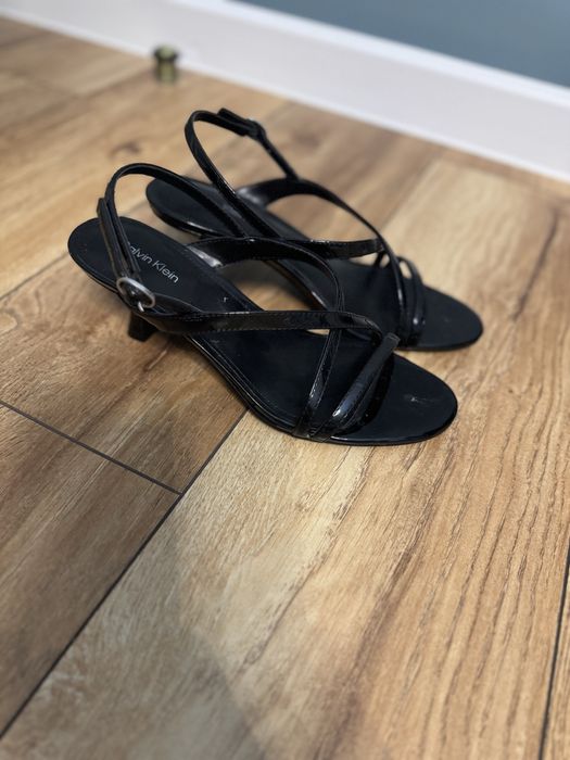 Босоножки Calvin klein 8,5 размер